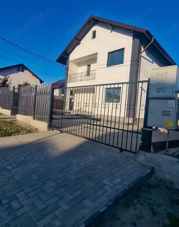 Casa cu 5 camere, teren 408 mp