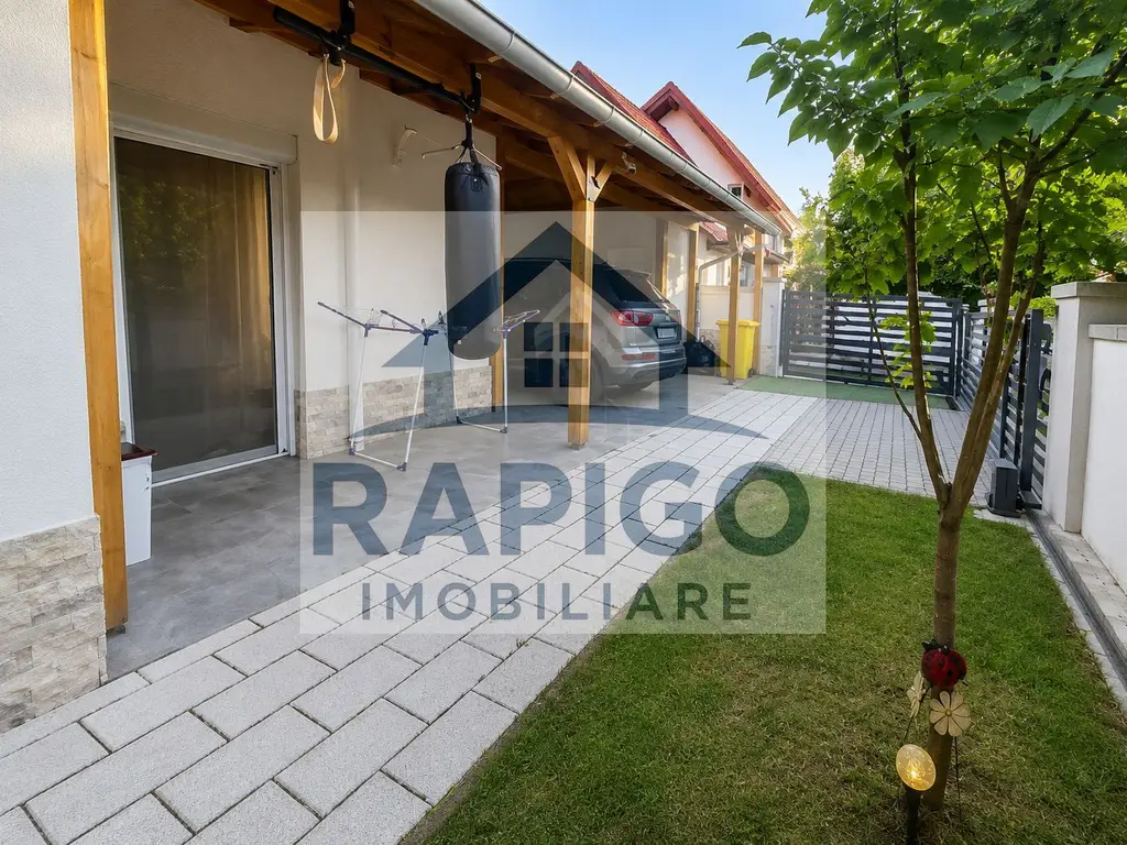 Duplex Spațios cu 3 Dormitoare și Curte Amenajată |