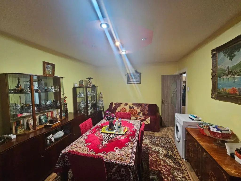 Apartament 3 camere, etaj 1, Garlei - zona Dedeman