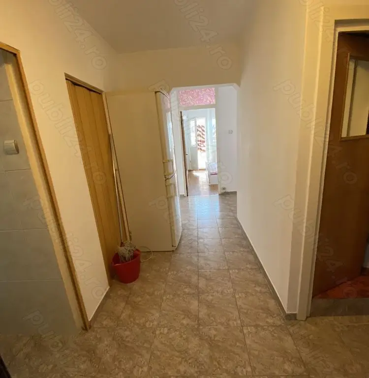 Apartament 4 camere Basarabia
