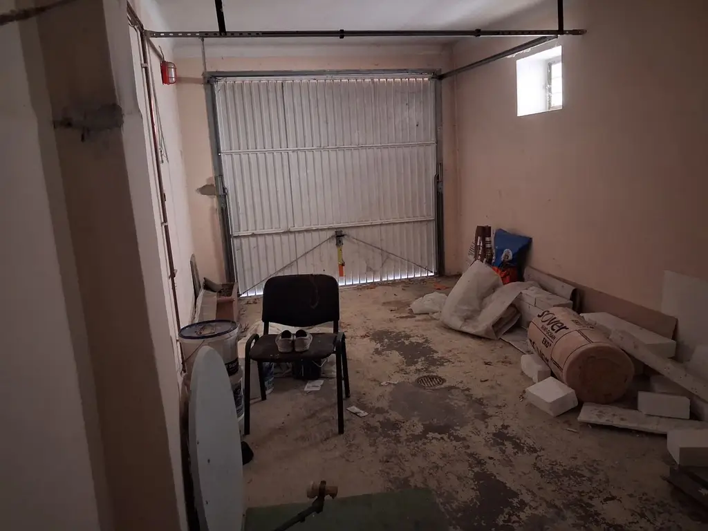 Casa RENOVATA partial 8 cam 6 ari 550mp garaj Ana Ipatescu.