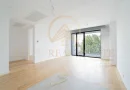 Stațiunea Mamaia - Vânzare apartament cu 2 camere, 2 bai cu vedere la mare.
