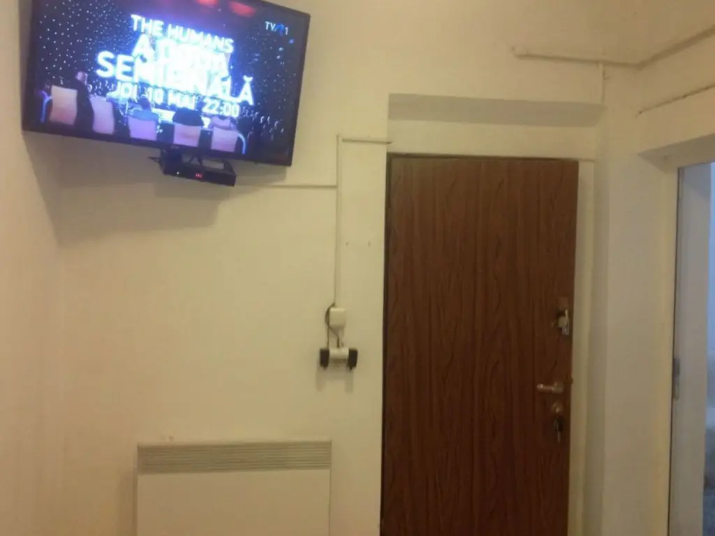 Apartament 3 camere de vanzare  57 mp  Uniri - Metropoliei