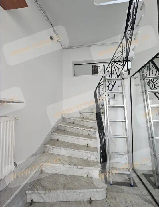 Direct Proprietar: Apartament in vila, Dorobanţi - Capitale