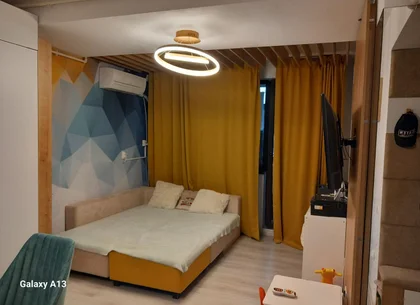 Ag BRASADAS închiriază ap 2 cam GROZAVESTI REGIE etaj 3/11.