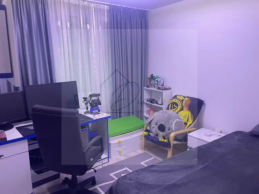 Comision 0% I Apartament 3 camere Piata Resita I Etaj 3/4 I Centrala
