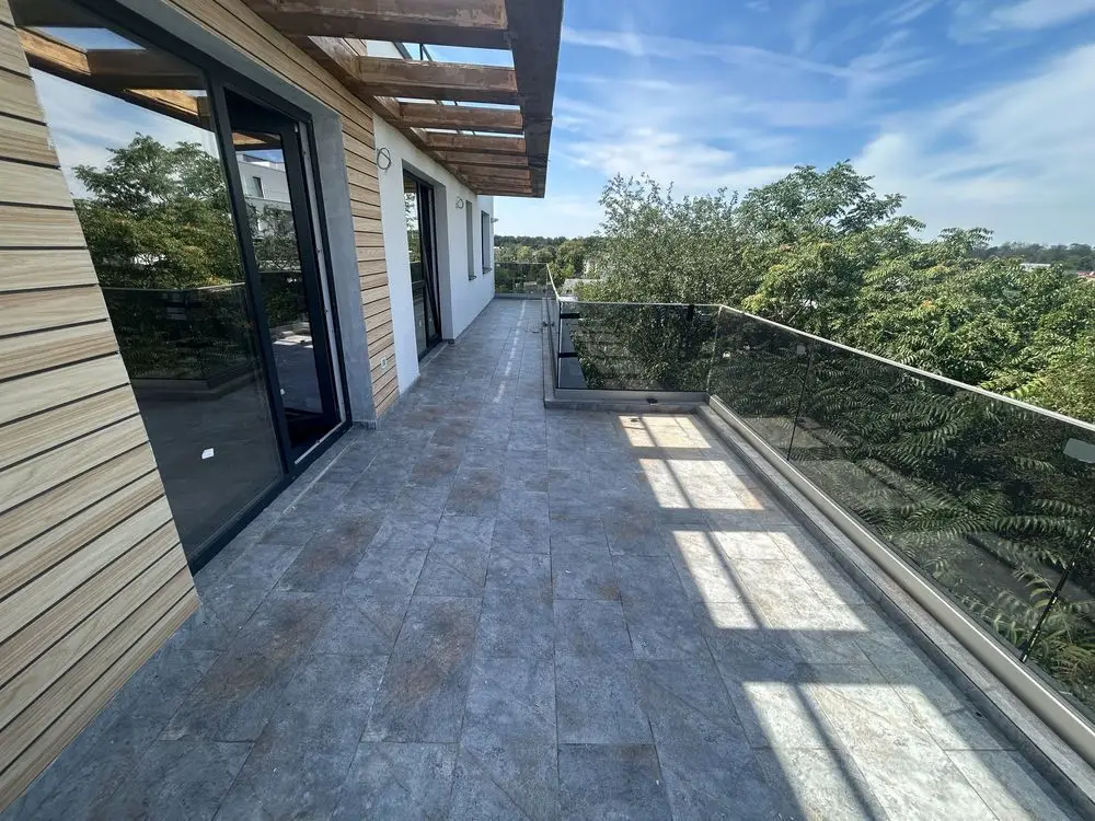 Apartament nou, sector 1. penthaus de 3 camere cu 2 bai si 3 terase