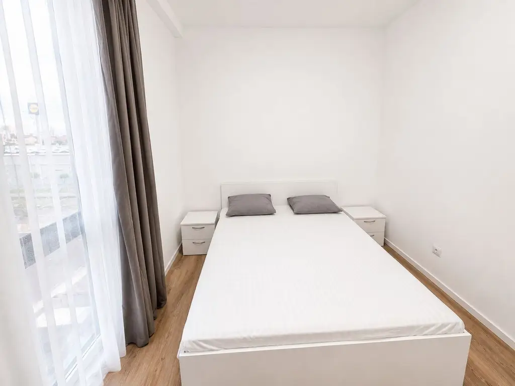 Inchiriez apartament 2 camera -zona Torontalului