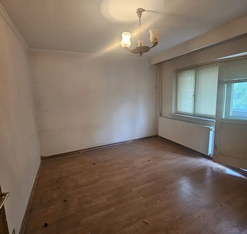Apartament spațios 3 camere, 2 băi și 2 balcoane – Craiovei, Gh. Doja