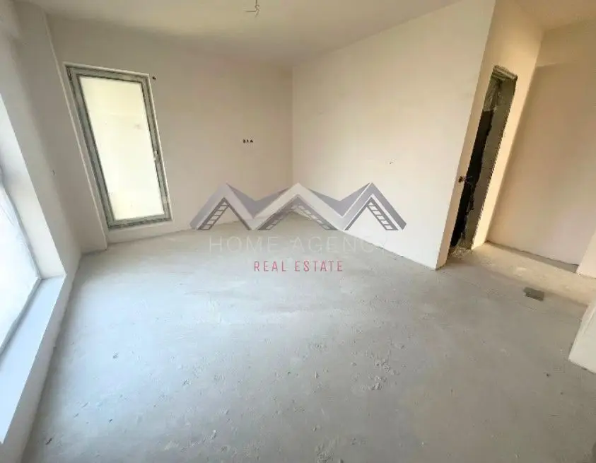 Apartament 3 camere Otopeni central | bloc cu lift, parcare