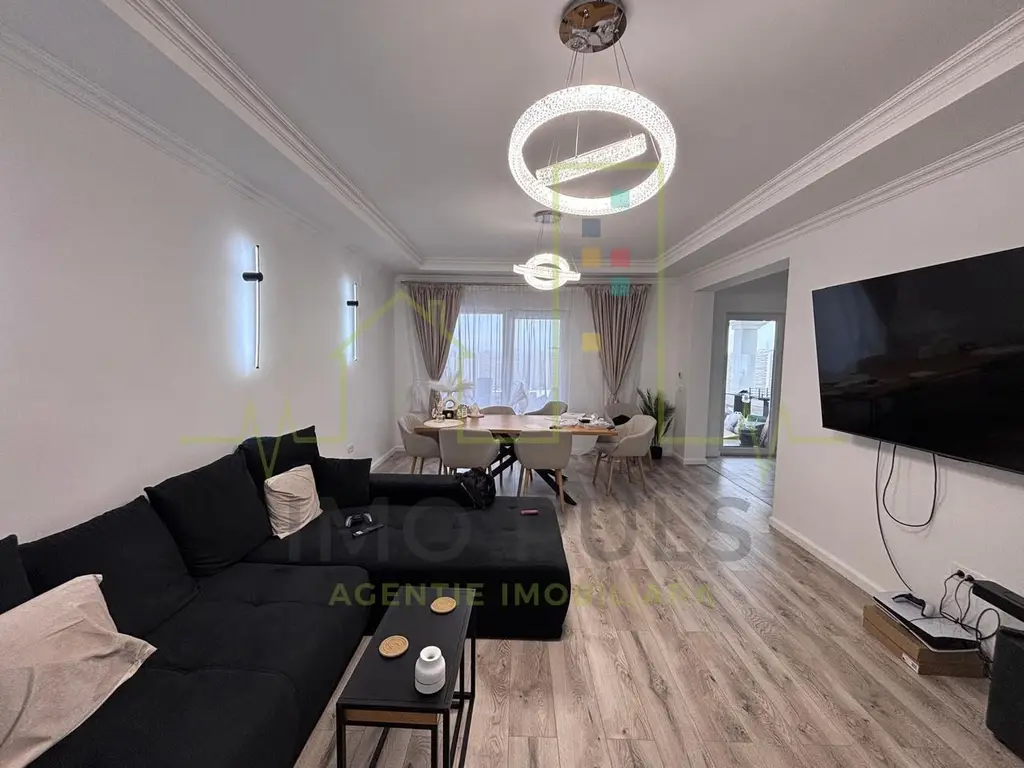 Duplex la cheie. 3 bai. 5 camere. La 4 minute de Timisoara.