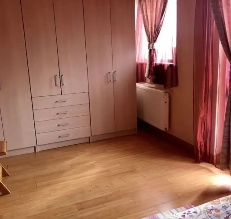 Casa de Vanzare