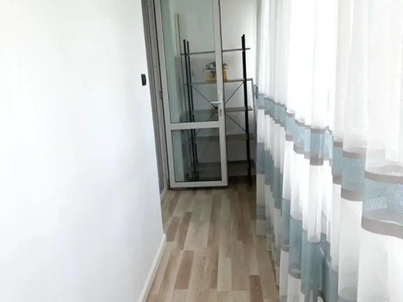 Apartament cu 3 camere, mobilat si utilat, etaj 1 -zona Tiglina 3
