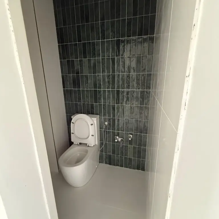 BRASADAS vinde ap 3 cam etaj 7/8 Micro 17 – Recent renovat.