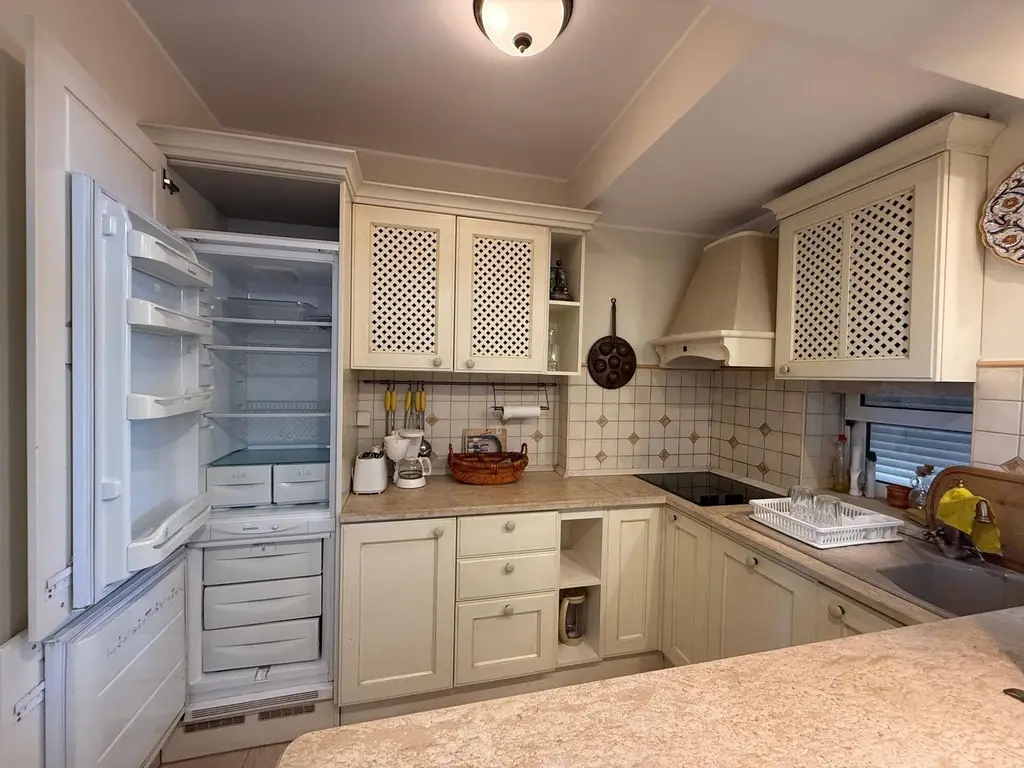 Apartament 4 camere, 101.21 mp, pe plaja Coral Beach – Navodari