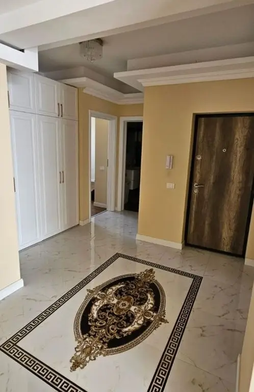 Apartament 3 camera