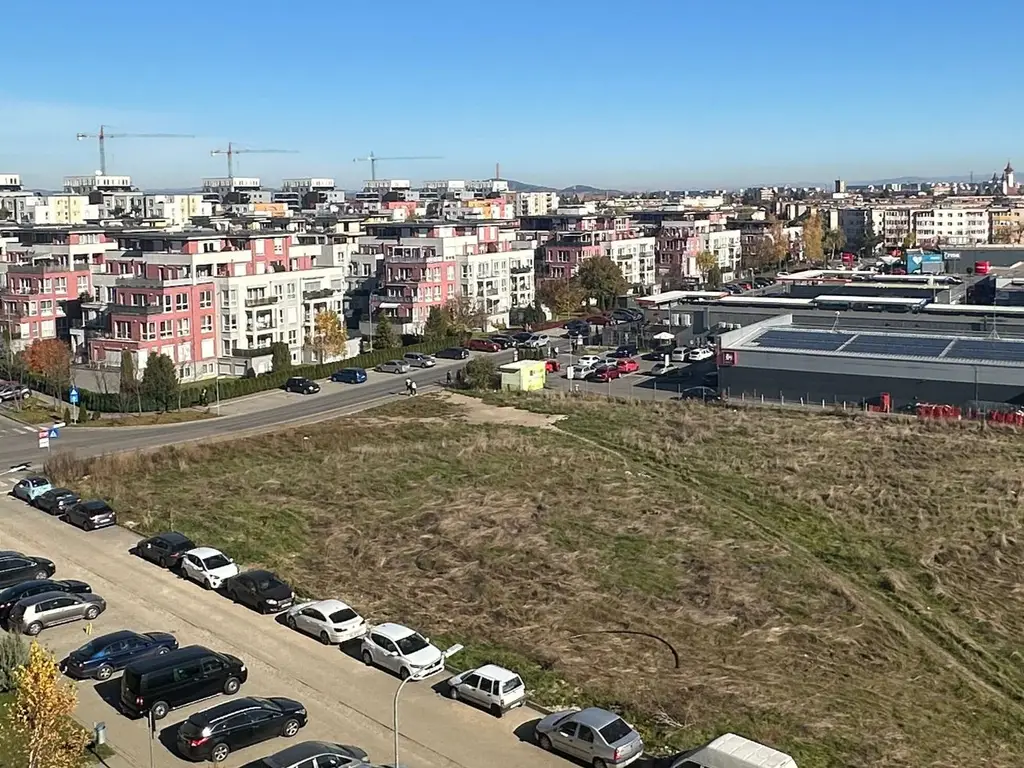 Apartament modern cu 2 camere și vedere spectaculoasă spre munți Avantgarden 3