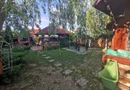 Casa individuala. Mobilata si utilata. Mosnita. Pozitie buna.