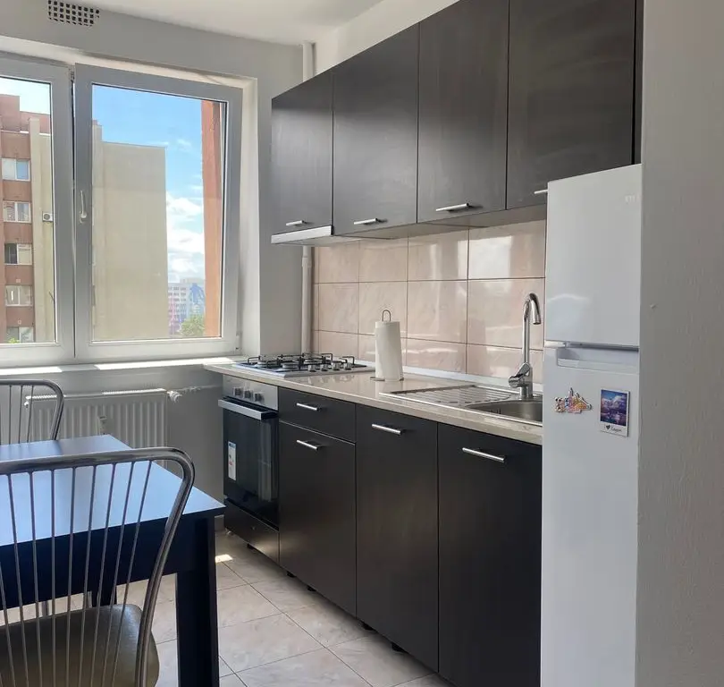 BRASADAS închiriază ap 2 Cam Et 7 55mp UNIRII, Cantemir.