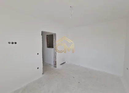 Quadruplex 4 Camere / 82MPU / Terasa / 170MP Curte