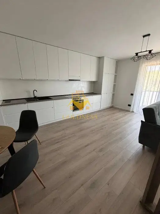 2 camere open space, Parcare, Liberty Residence, Iris, Gara
