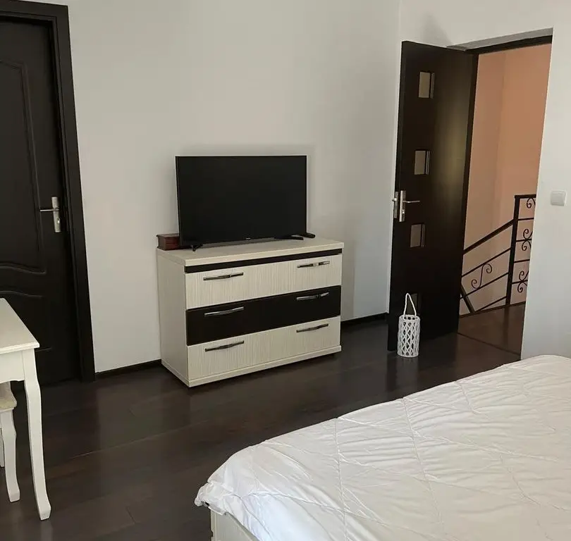 Casă de vânzare în regim cuplat zona Cetate Alba Iulia