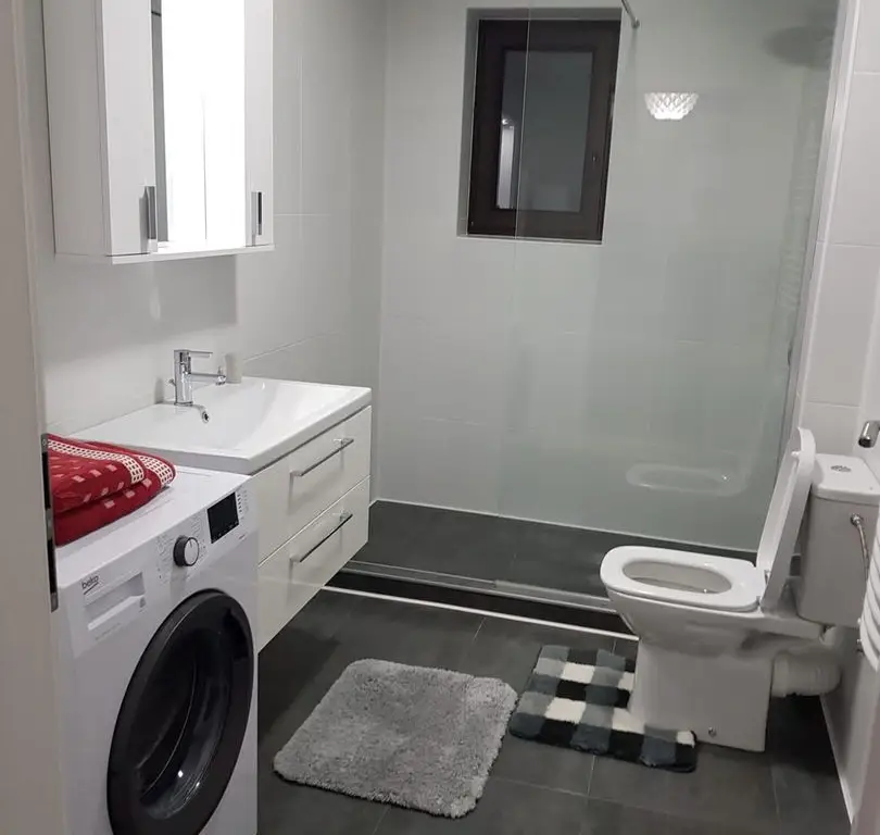 Apartament 2 camere Otopeni central | parter | include parcare