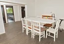 Vilă 5 dormitoare, 4 băi, 2 248mp teren, piscină. Preț: 229 000 E.
