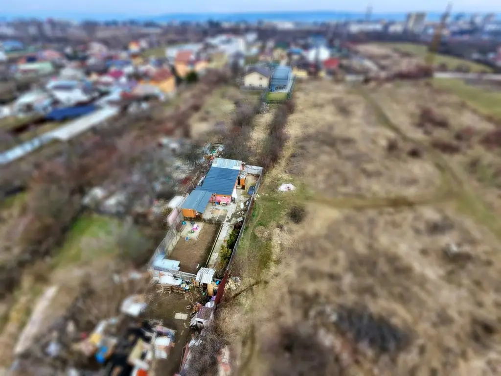 Teren 200 mp cu anexă locuibilă – Aleea Stadionului, Pitești
