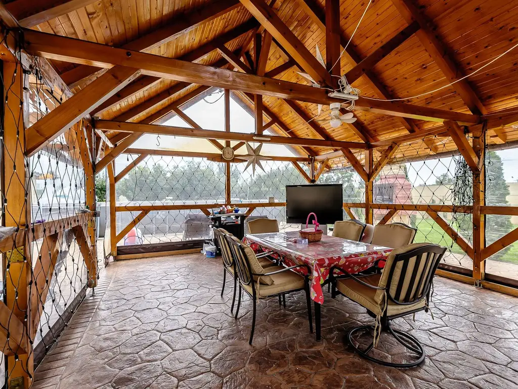 Rezervat Proprietate de vis cu teren 2880 mp și facilități PREMIUM