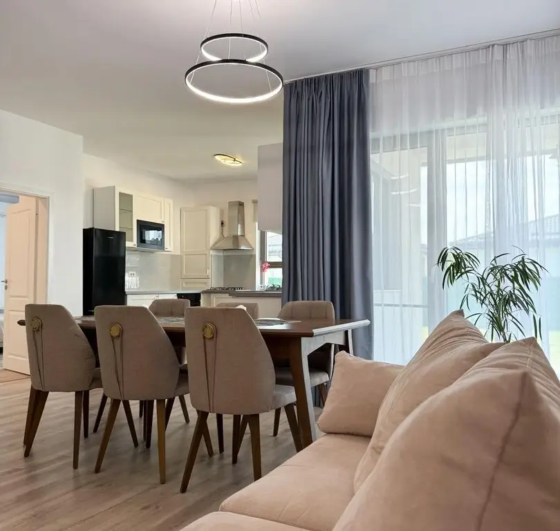 Nature&Comfort**4 Room Villa Corbeanca**Commission 0%