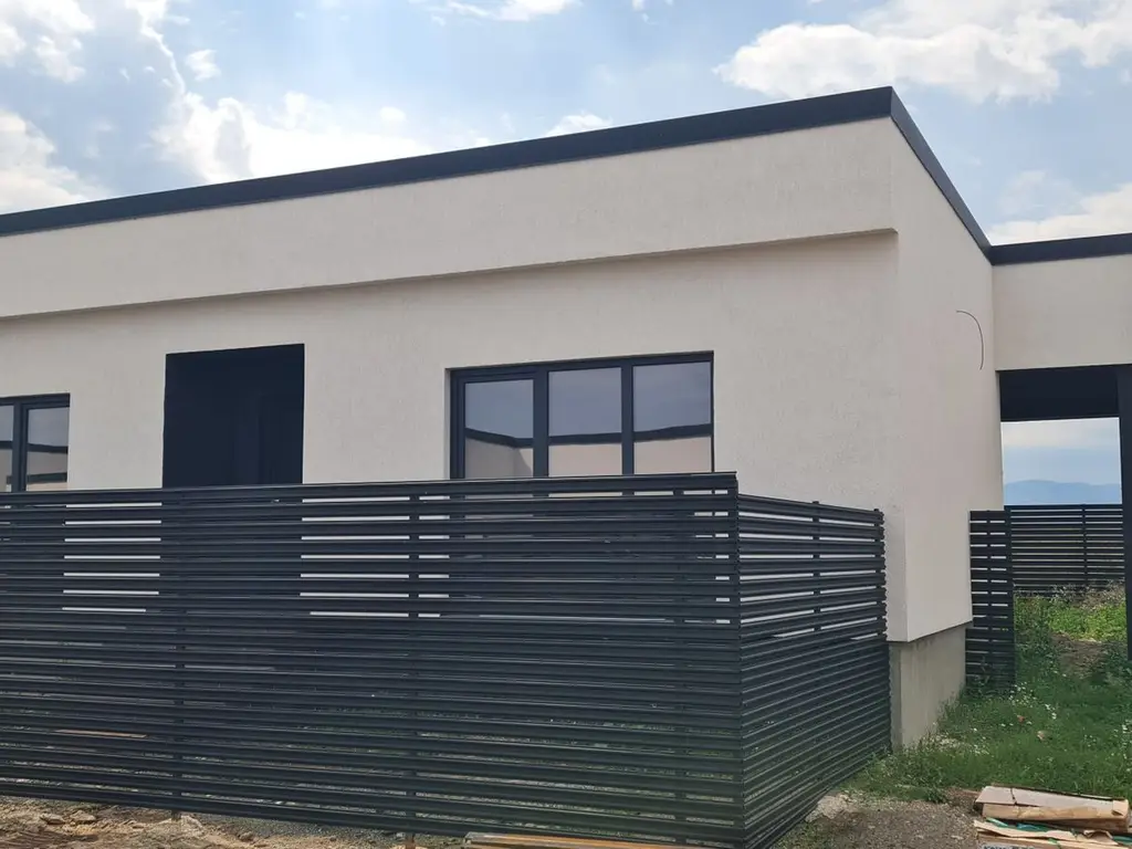 Casa individuala 3 camere finalizata/intabulata Cartier Izvor Tarlungeni Brasov