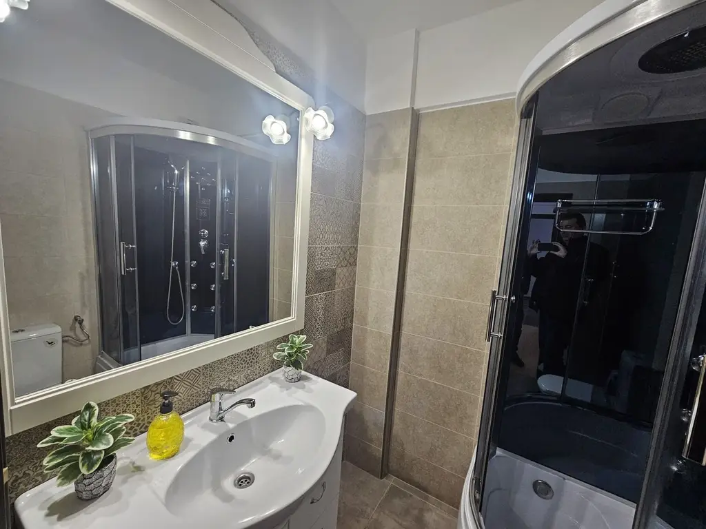 Apartament 2 camere, bloc 2010, garaj, Centru - Nord