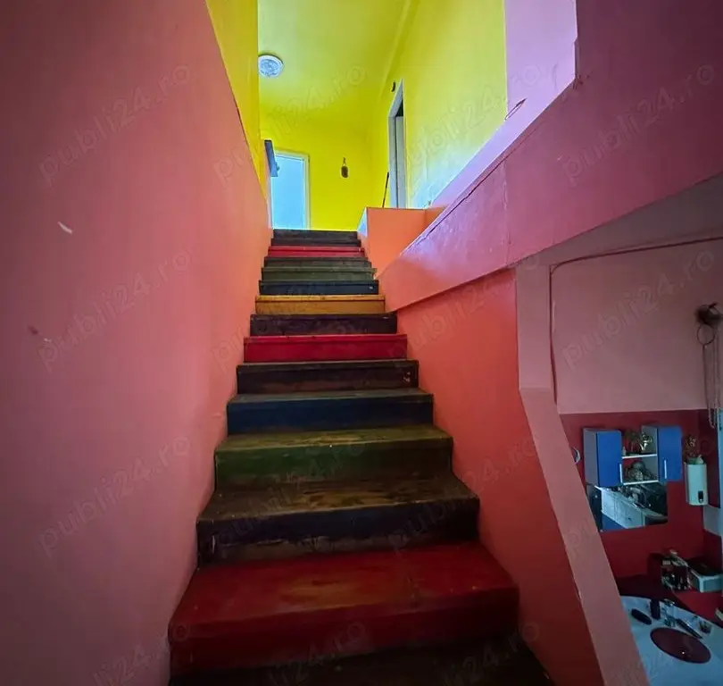 Ag BRASADAS vinde apt. 4 cam 140 mp Etj.1 + mansardă.