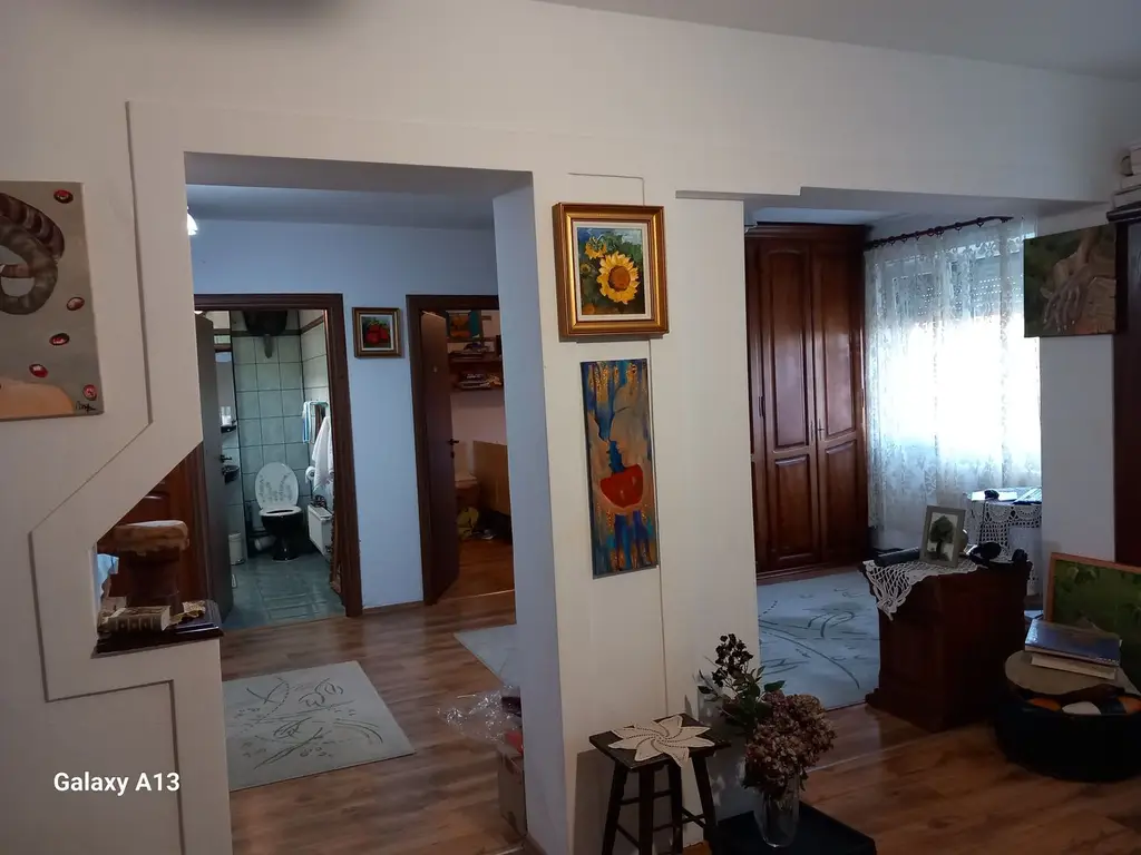 ageuropa.ro vinde ap 4 cam 103mp etaj 4/4 în zona CENTRALA.