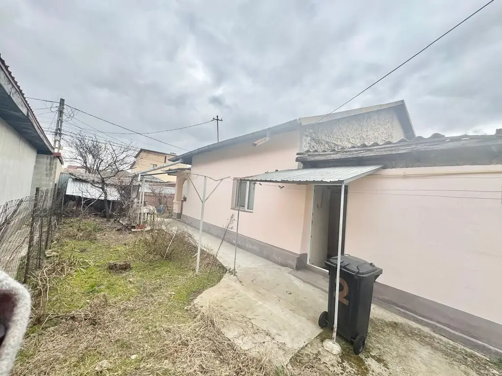 Casă de vânzare – Strada Mugurilor