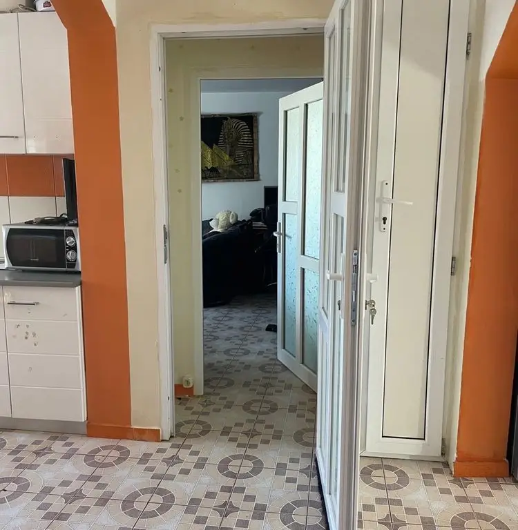Apartament 4 camere zona mall vitan- nerva traian