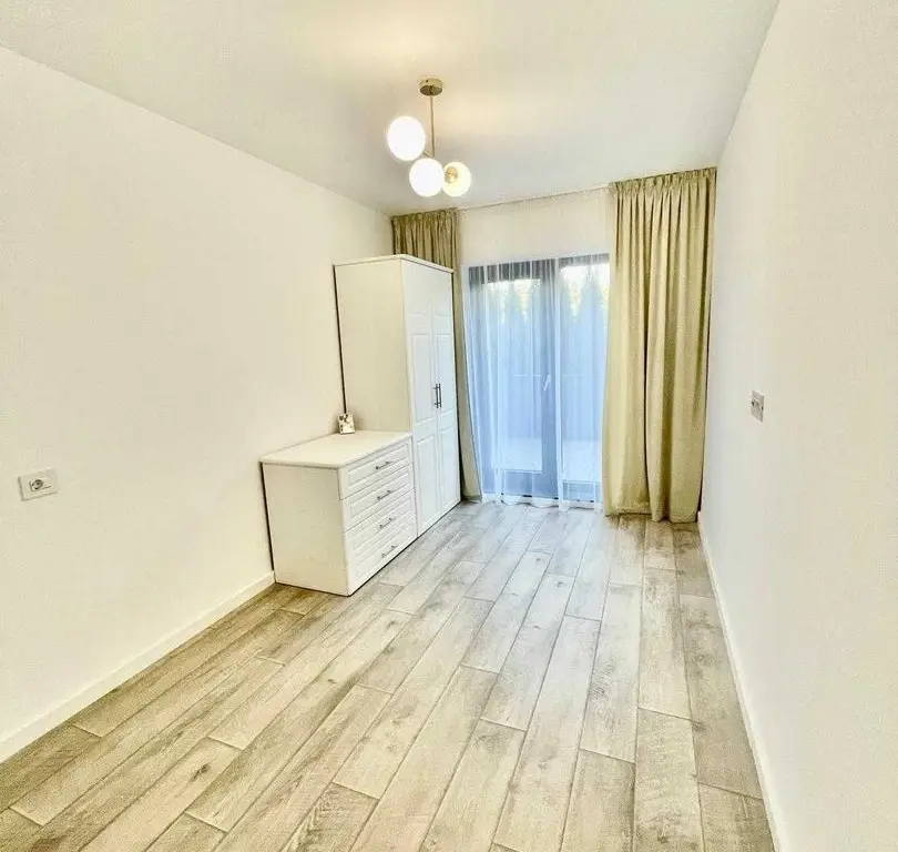 Proprietar 3 camere+gradina mobilat si utilat 1 Mai Domenii Herastrau