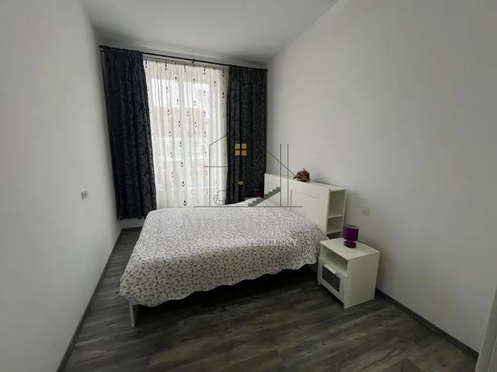 Apartament 3 camere, finisat, 75 mp si pod mansardabil, Bulevardul Eroilor