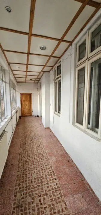 Vand 2case parter şi teren 985mp sau parteneriat construire zona Foişorul de Foc