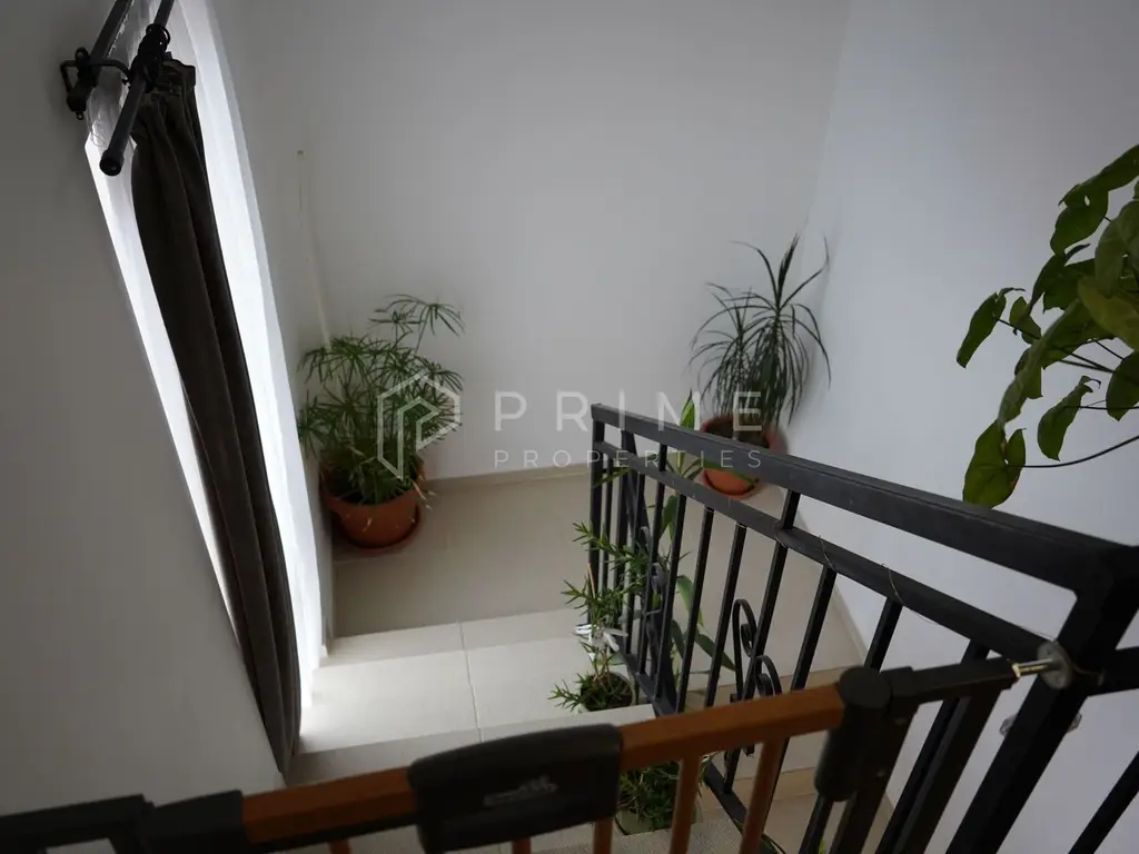 Casă familială spațioasă în zonă liniștită | Sângeorgiu de Mureș |
