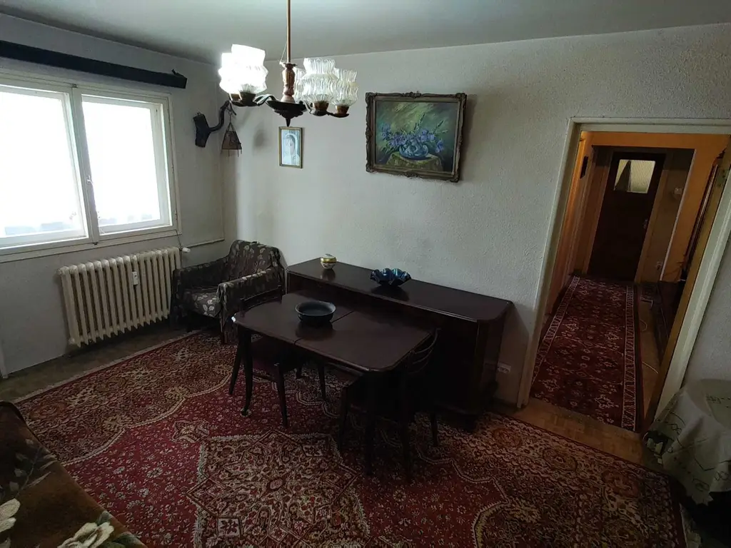 Apartament 4 camere Berceni Emil Racovita de vanzare