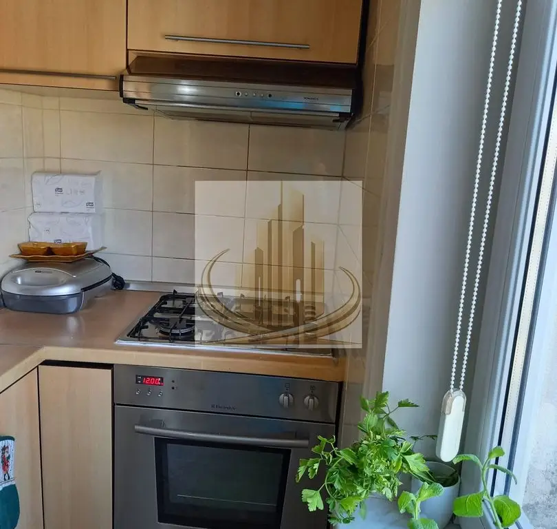 Apartament de vânzare – 3 camere, Aradului Piața Verde