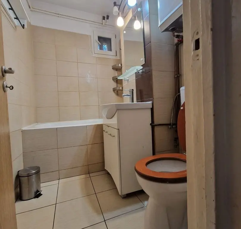 Apartament 3 camere Dna Ghica- centrala proprie