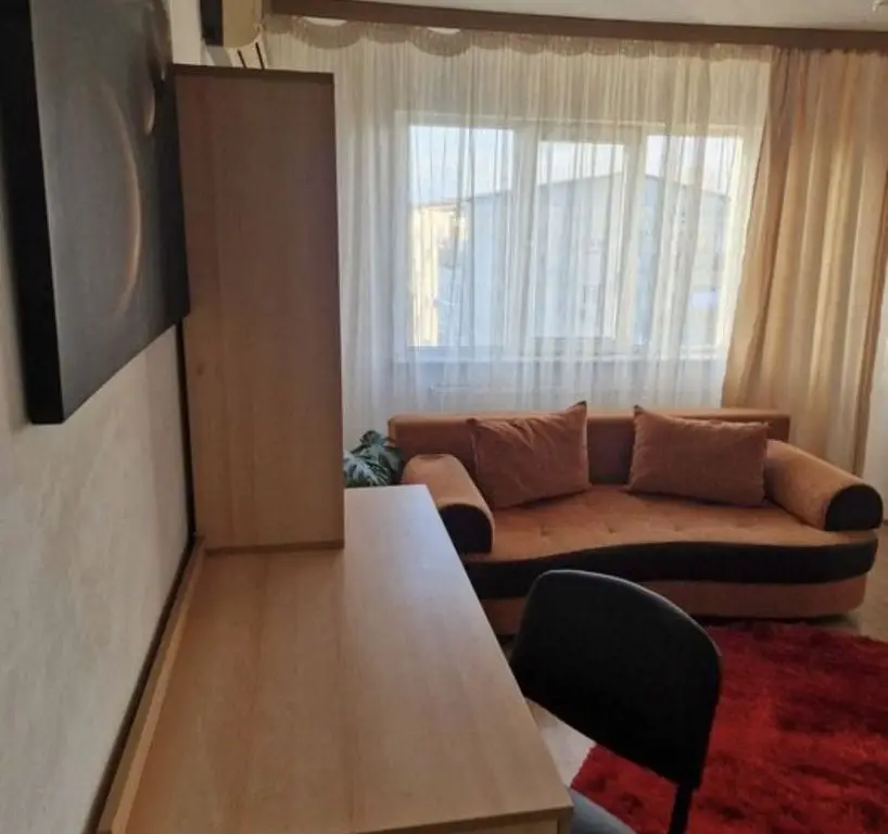 Apartament Constanta 2 camere etaj 4/4, centrala pe gaz