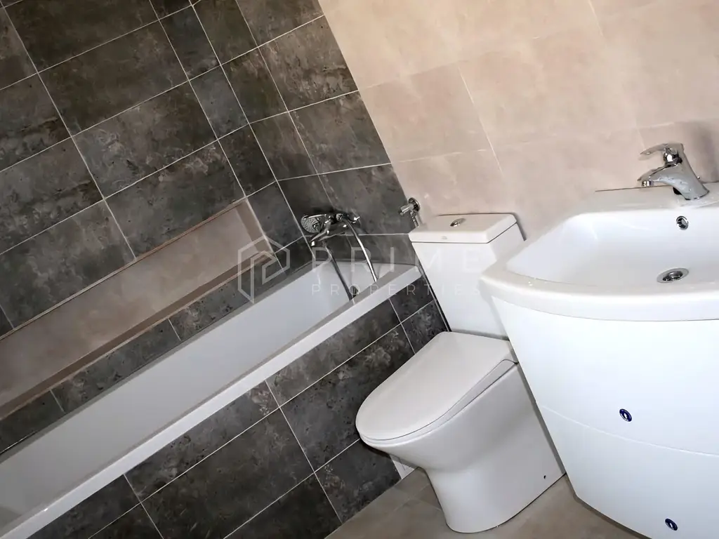 Casă tip duplex complet amenajată si mobilată | șemineu și garaj |