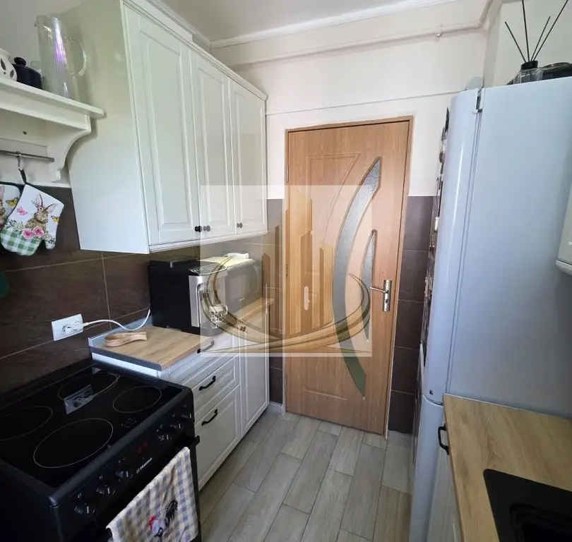 Apartament 3 camere de vânzare – Gheorghe Lazăr