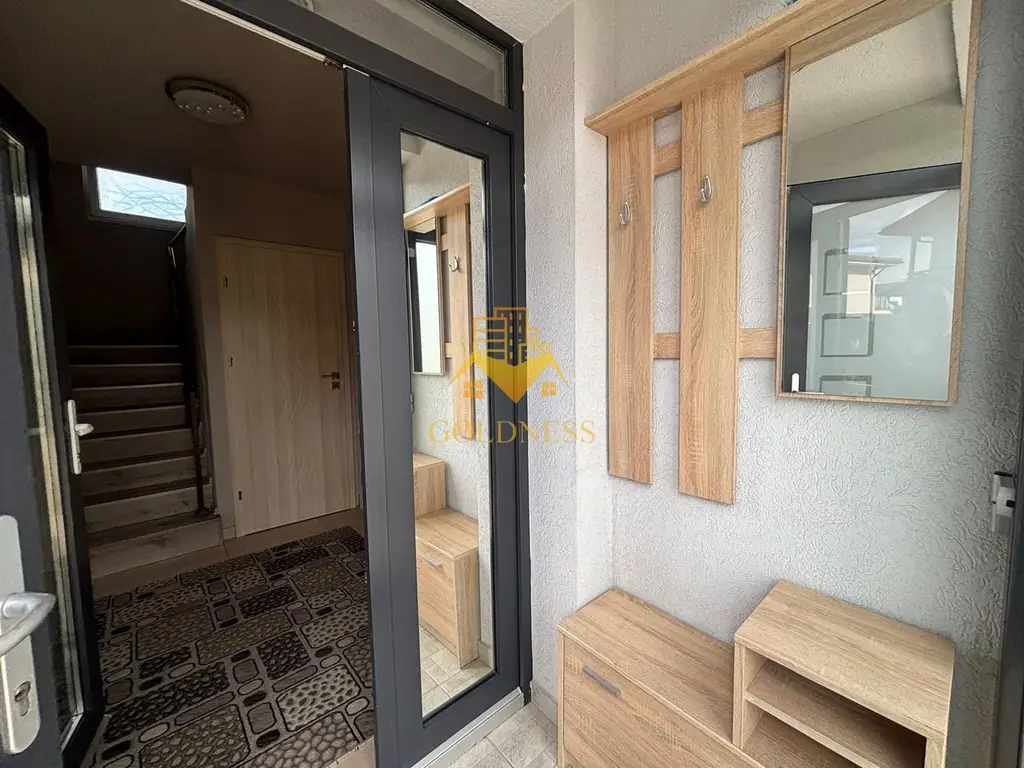 Duplex, 4 camere, modern, curte, terasă, 200mp teren, Florești