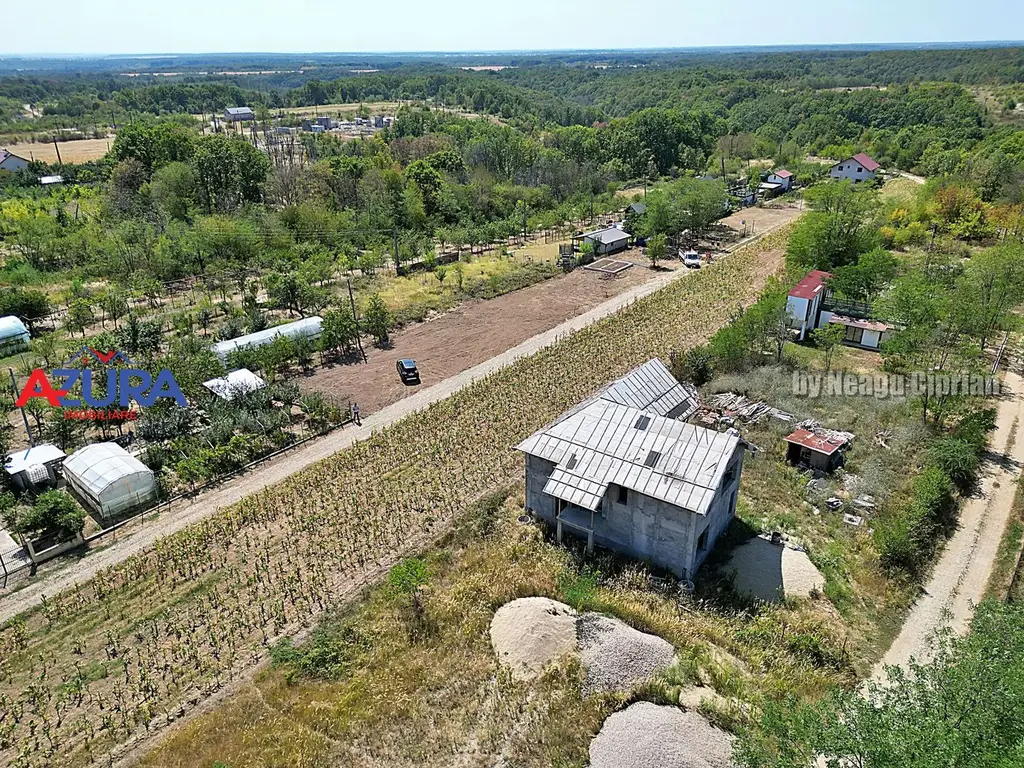 AZURA Imobiliare - Teren Mosoaia Dealul Viilor langa Padure