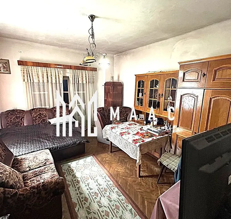 Casă individuală | 3 camere | Garaj | Acces auto | Trei Stejari